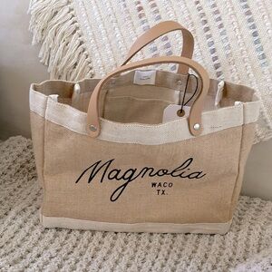 NWT Magnolia Script Market Tote